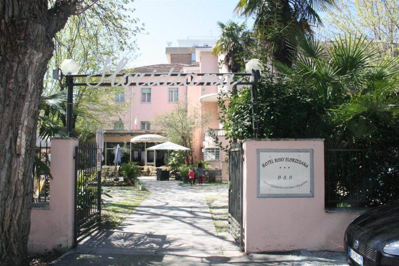 Hotel Roxy Floridiana Rímini Exterior foto