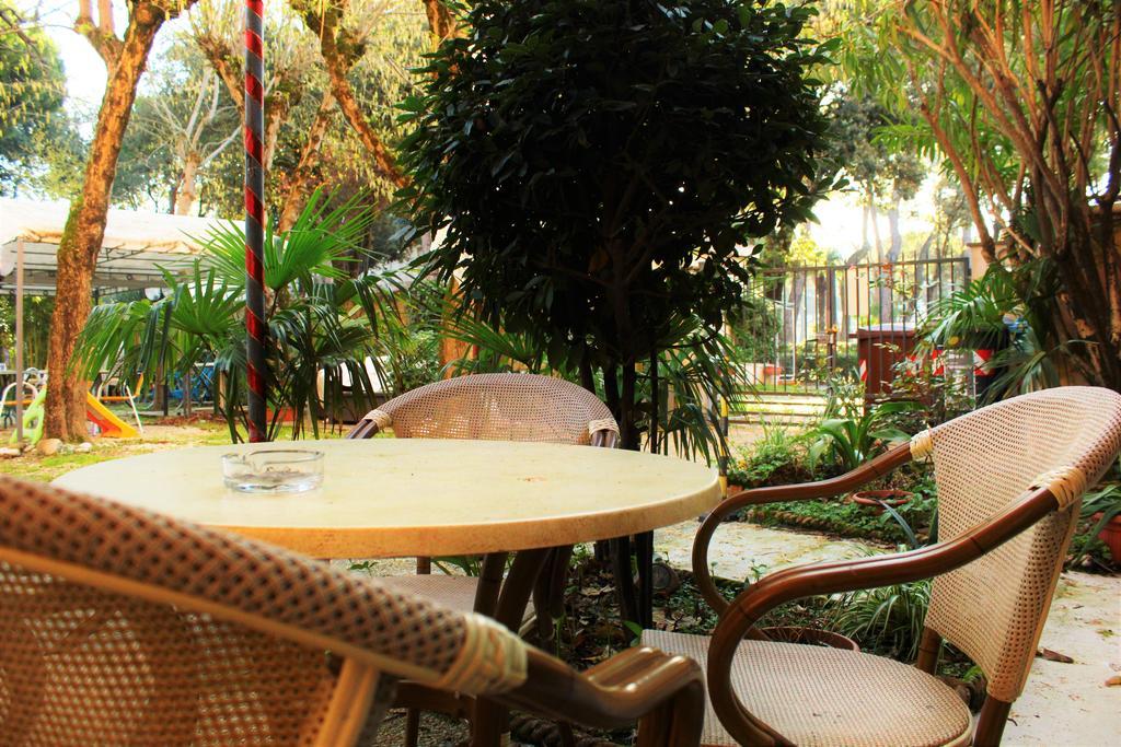 Hotel Roxy Floridiana Rímini Exterior foto